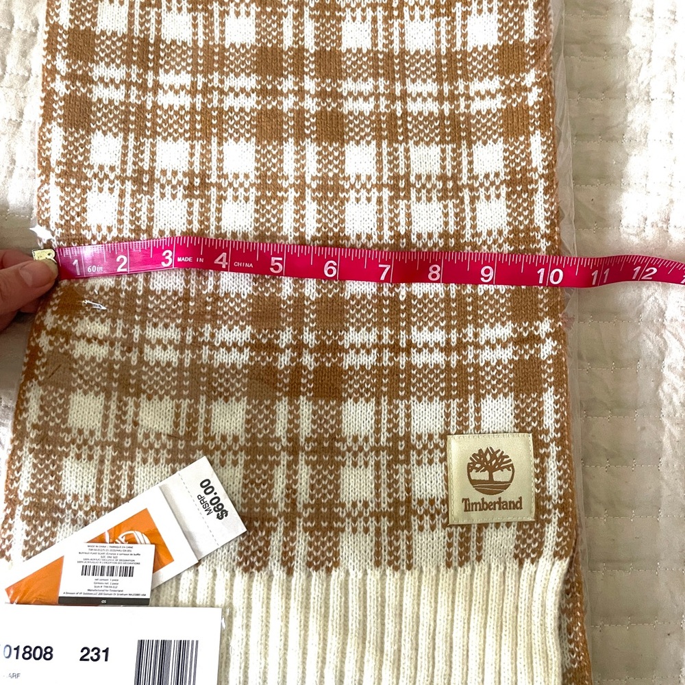 Timberland Scarf - Tan & White Houndstooth - NWT - Picture 4 of 5